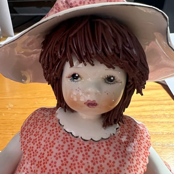 Zampiva Sitting Girl Doll brand new in original box - Picture 10 of 11